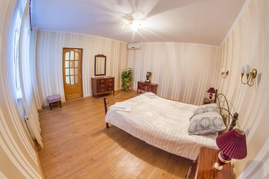 Apartments Kamanina Street โอเดสซา ภายนอก รูปภาพ