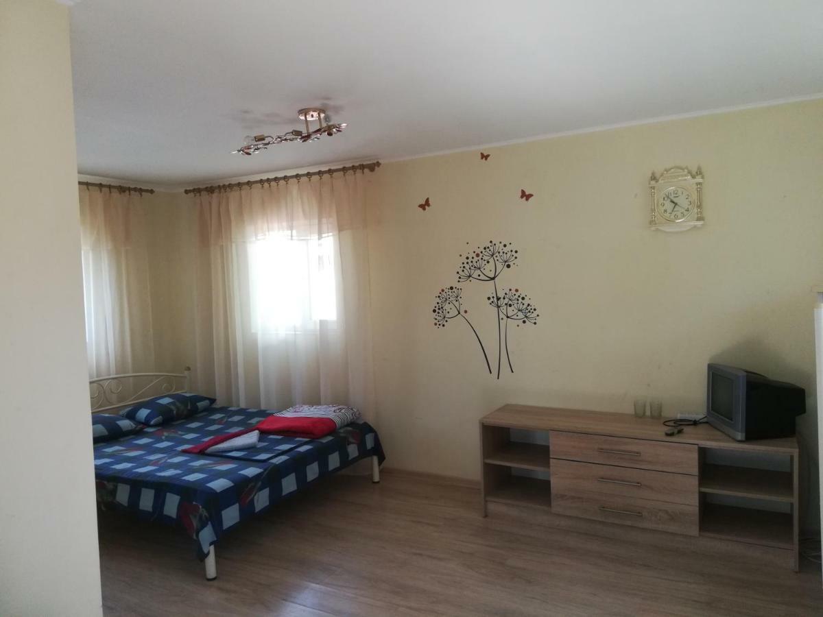 Apartments Kamanina Street โอเดสซา ภายนอก รูปภาพ
